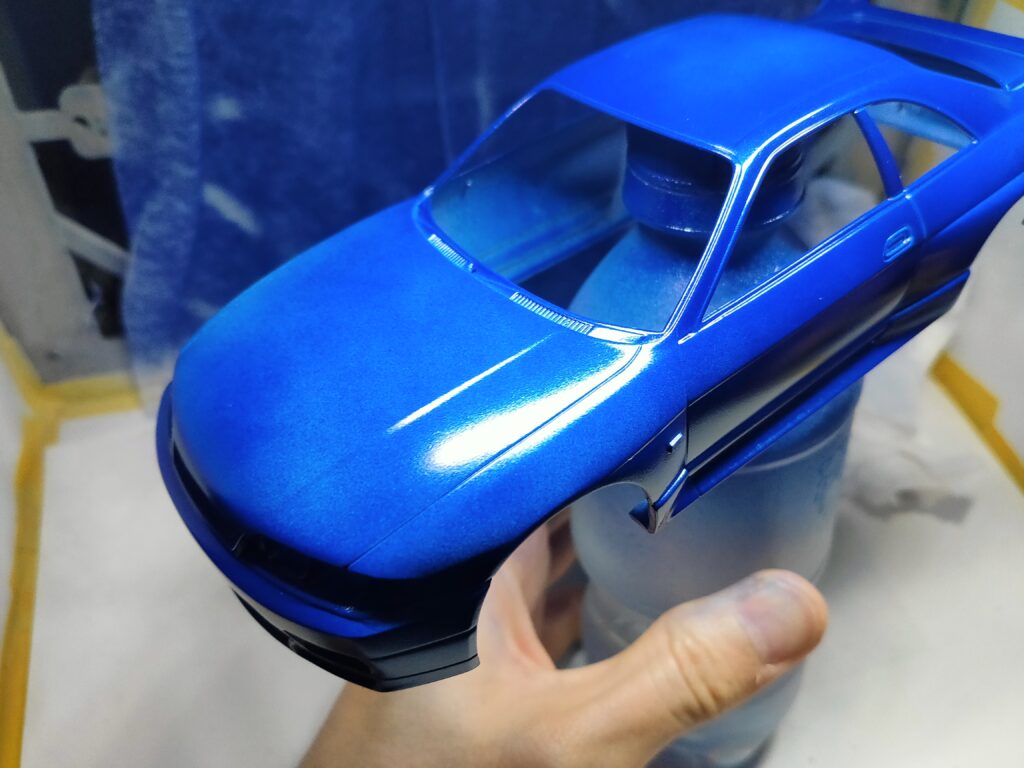 カーモデルの作り方 缶スプレー編 ボディ色とクリアの塗装 自己満カーモデル製作室 カーモデルの作り方 缶スプレー編 ボディ色とクリアの塗装 自己満カーモデル製作室